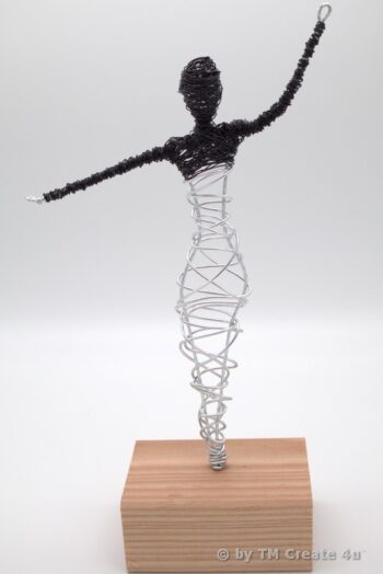 Drahtskulptur "Lunara" – Bild 2
